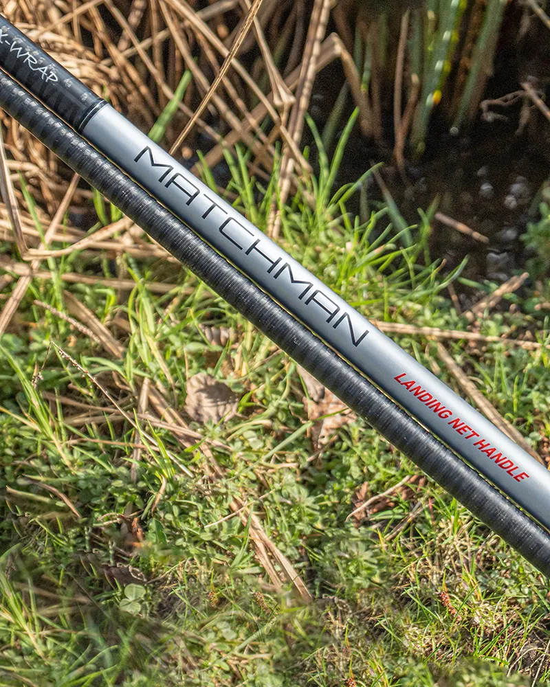 Daiwa Matchman 3m Landing Net Handle-2