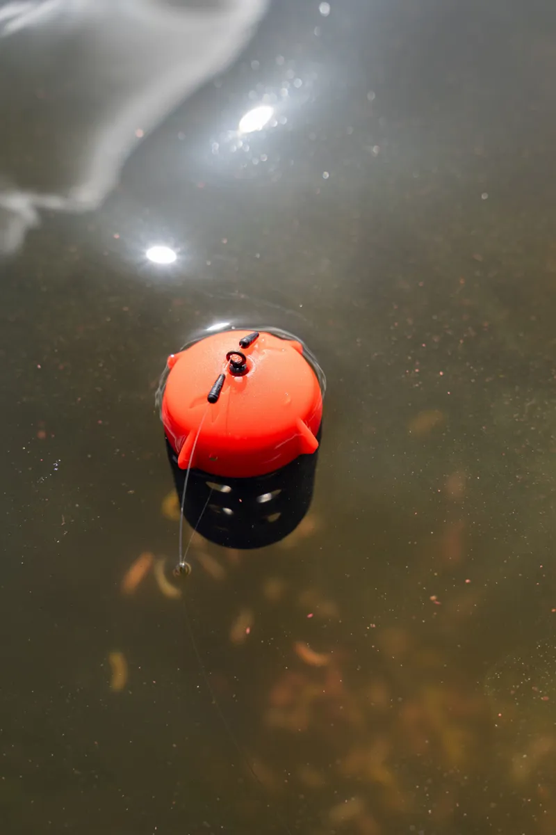 Floating Feeder-10