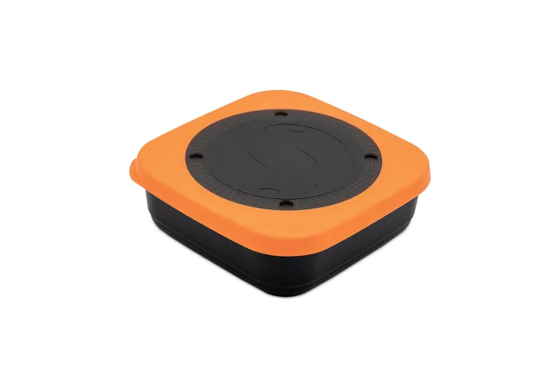 Guru 5.3 Pint Bait Box Solid Lid
