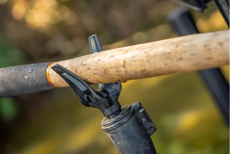 Guru Mini Stealth Reaper Rear Fishing Rod Rest-4