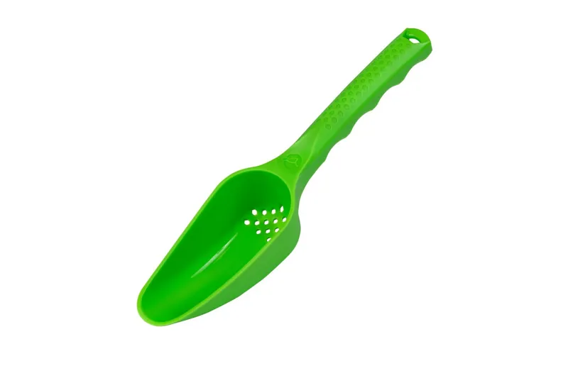 Bait Scoop
