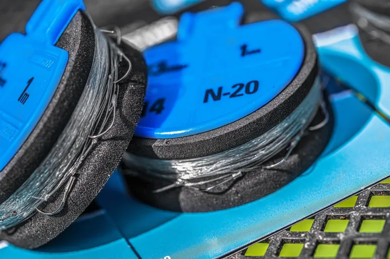 Revalution N-20 Hooklengths-3