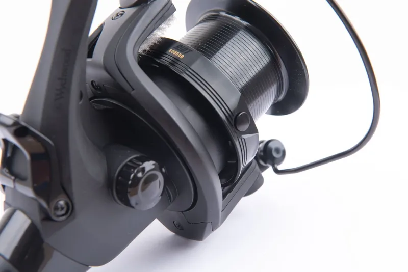 Riot 5000 FS Fishing Reel-3