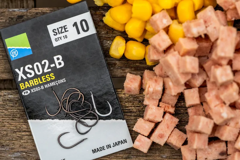 XS02-B Hooks-4